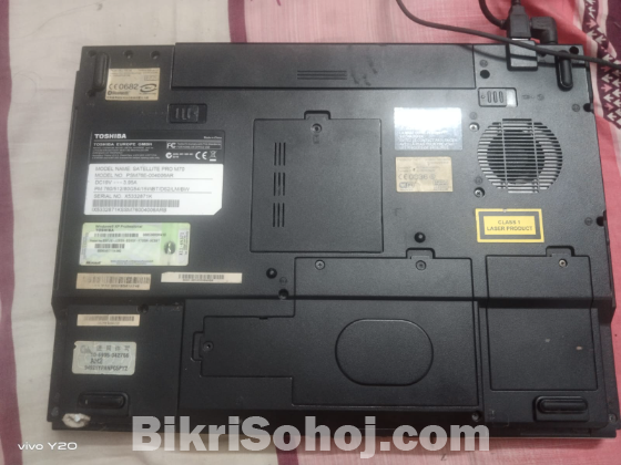 Toshiba satellite pro M70